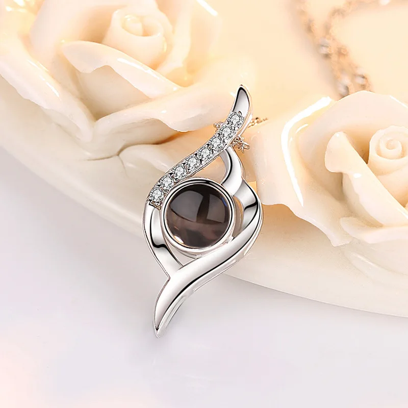 2023 New In 100 Languages I Love You Neccklace With Apple Rose Gift Box For Girlfriend Gifts Romantic Accessories Dropshipping