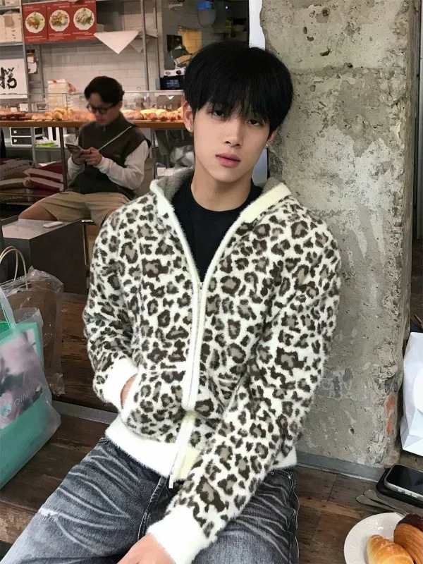 Autumn Winter Men's Hooded Knitwear Short Loose Fit Water Rabbit Fur Simulation Leopard Print Knitted Coat Casual Style