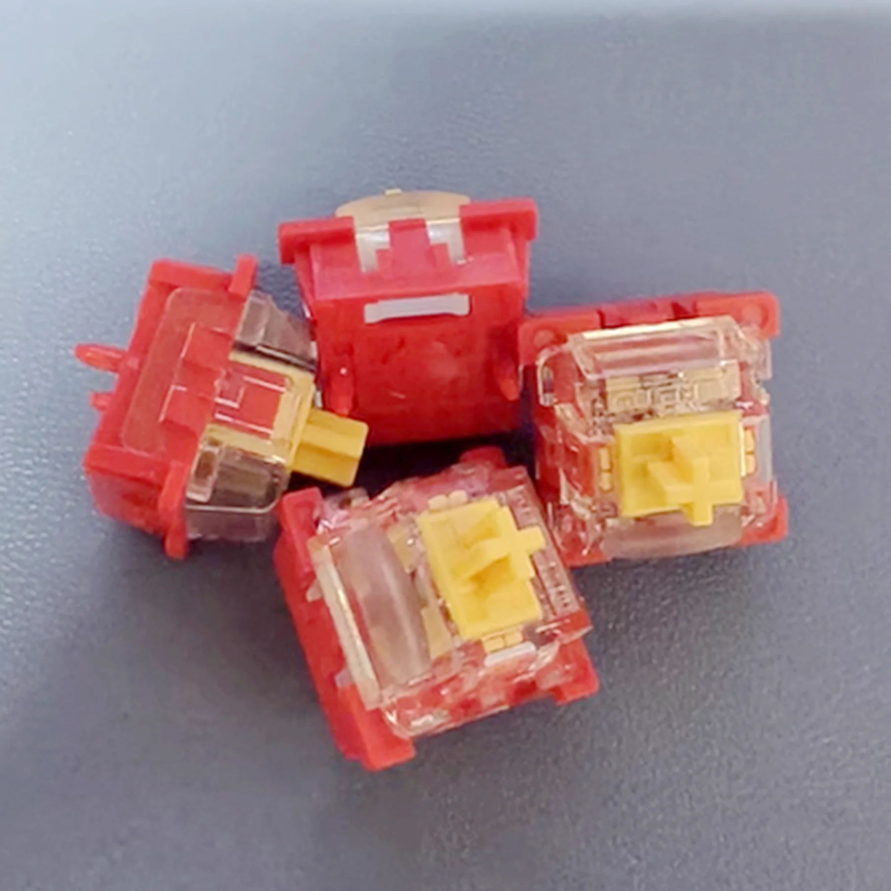 OUTEMU Red Sunset Magnetic Swi - đánh giá và giá Esports Gaming Top