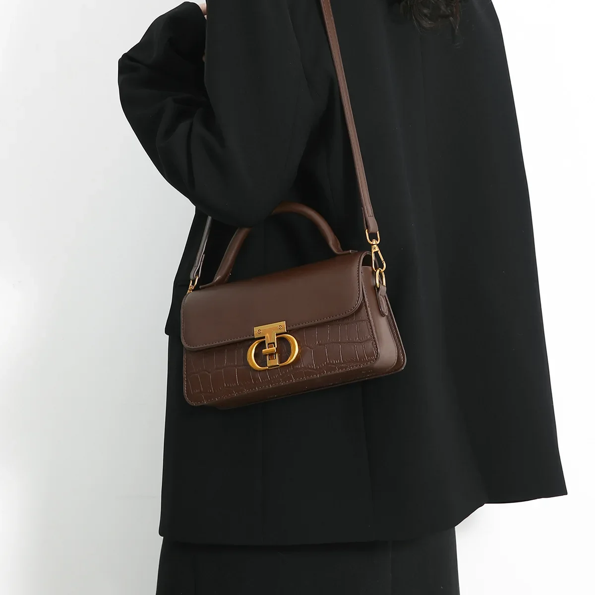 

Fashionable Versatile Women's Crossbody Bag Single Shoulder Bag Stylish Commuter Bag Soft PU Leather Square Shape Bag