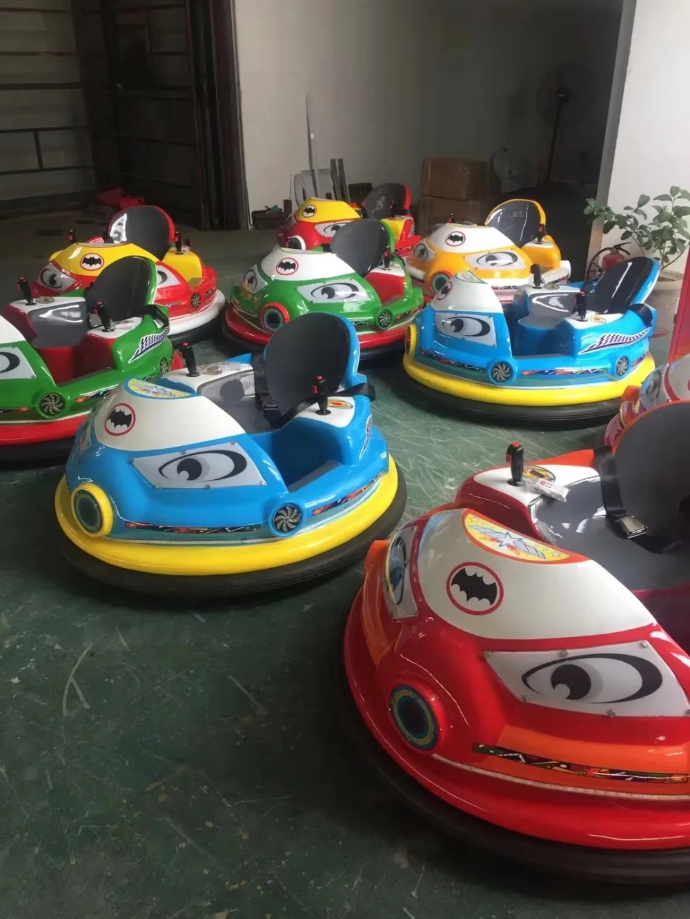 Hot Sale Indoor/Outdoor Inflatable Electric Plastic Bumper Cars for Adults with Remote Control High Capacity for Home Use