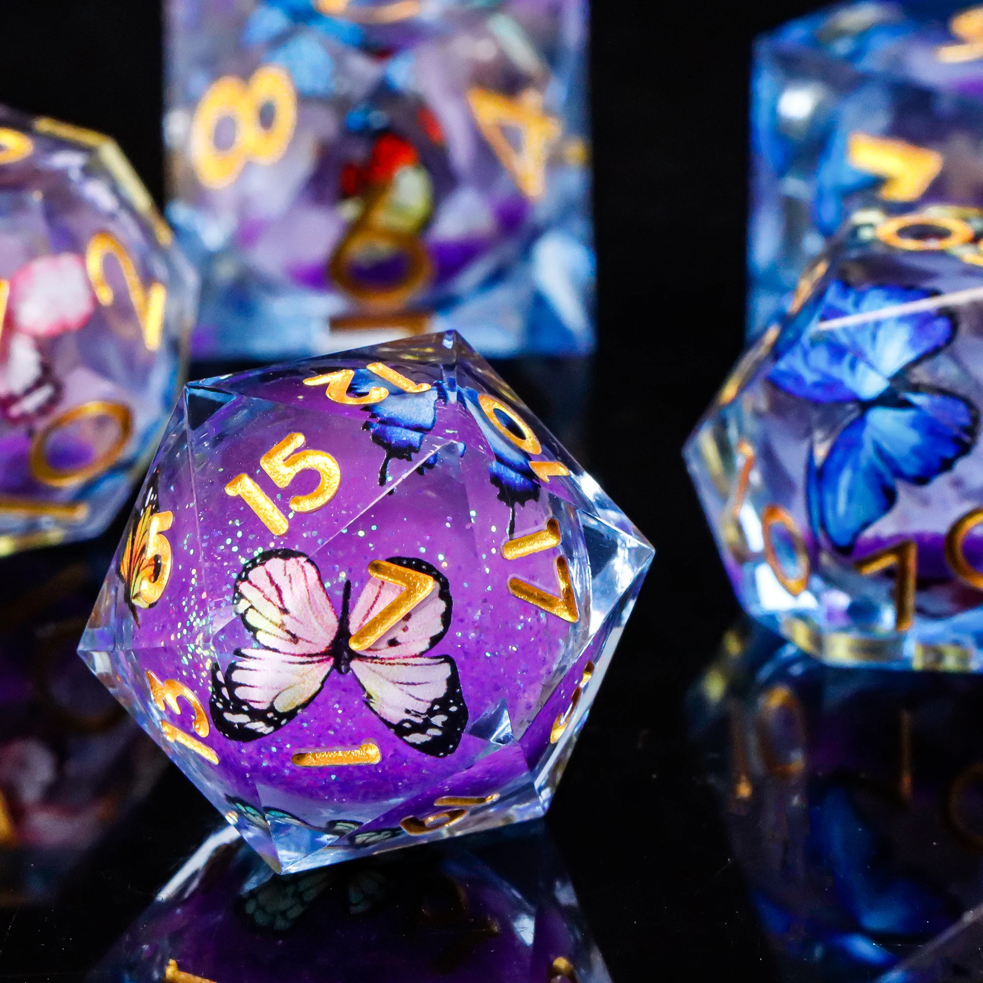 

Full Set 7 pcs Liquid core dice set d&d Butterfly Dice For dungeons and dragons, Digital Dice sharp edge dice Board games