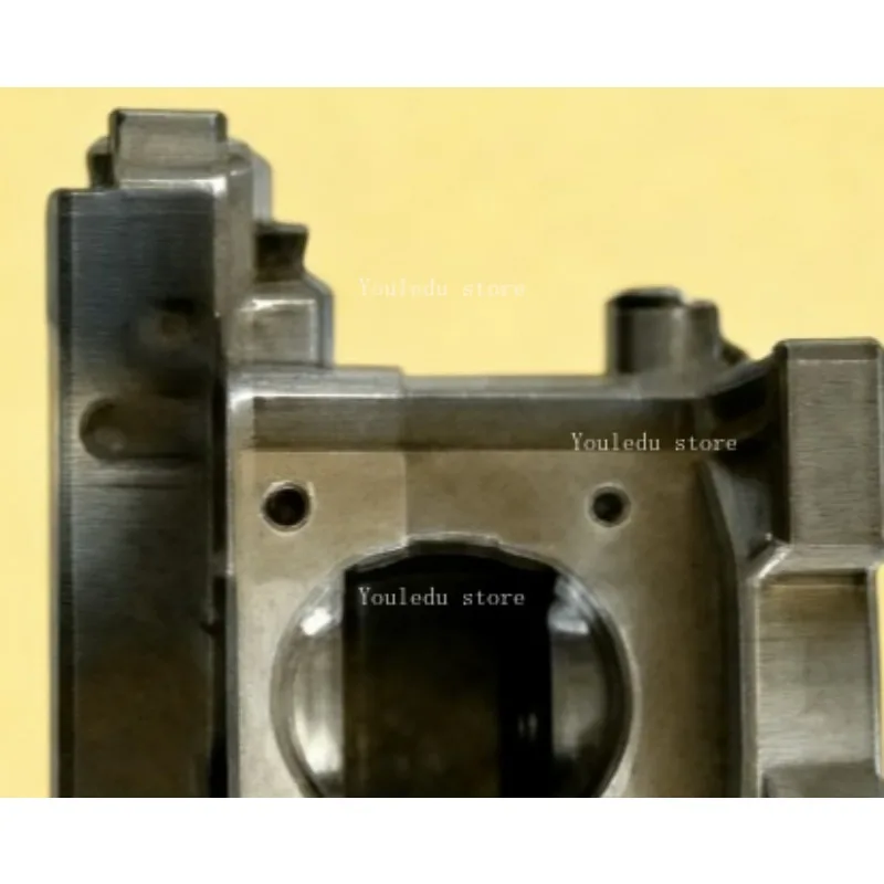 

Подходит для замены картера FS450 480 400 на STIHL FS480, артикул 4128 020 2600.