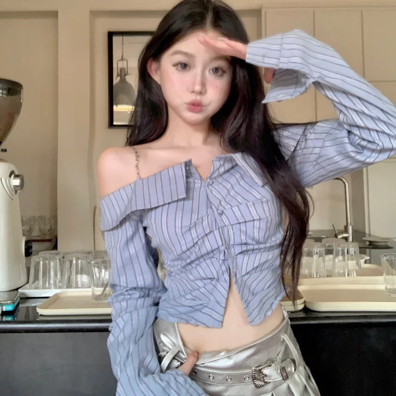 

French fashion and elegant long-sleeved off-shoulder striped shirt women tops unique casual one-shoulder slim short top clothing