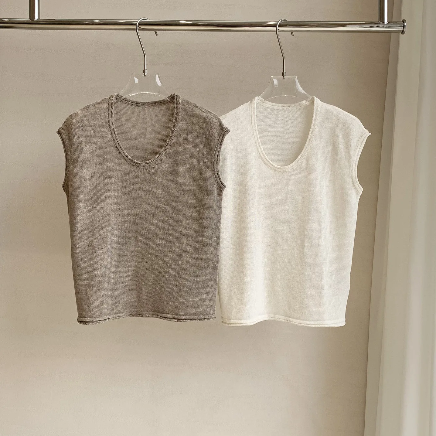 

25 New U-Neck Sleeveless Knitted Tops For Women And Paper Yarn Blended Casual Versatile High-End Simple Women'S Clothing