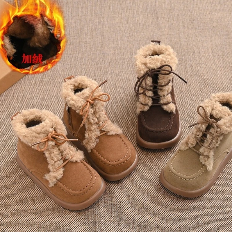 

Детские ботинки в стиле ретро, 2025 г., новые модные ботинки для девочек в британском стиле, простые детские универсальные удобные зимние сапоги с мягкой подошвой