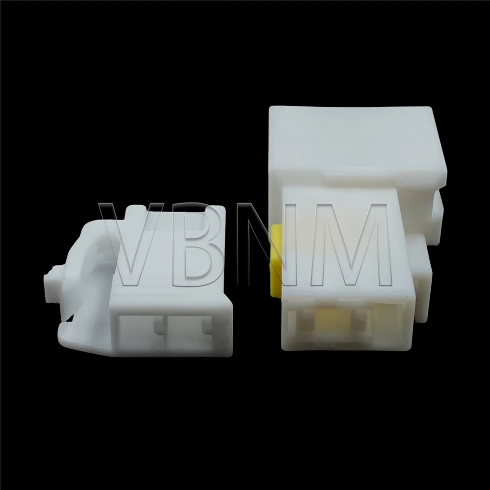 2 Pin 7283-1026 MG641762 MG651759 Auto Car Audio Speaker Wire Cable Sockets For Toyota