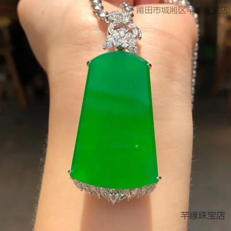 

Natural ice-grade positive green jadeite "Wushi" pendant from MyanmaraGenuine product, spicy green square brand pendant for men