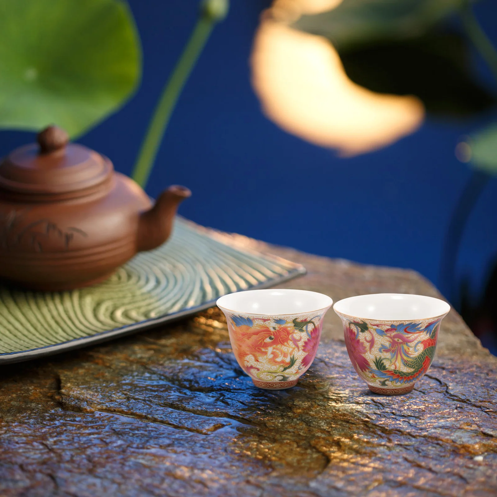 

1Pair Exquisite Enamel Ceramic Tea Cups Chinese Dragon Vintage Kung Fu Mugs for Home Use Ceramic Tea Cups