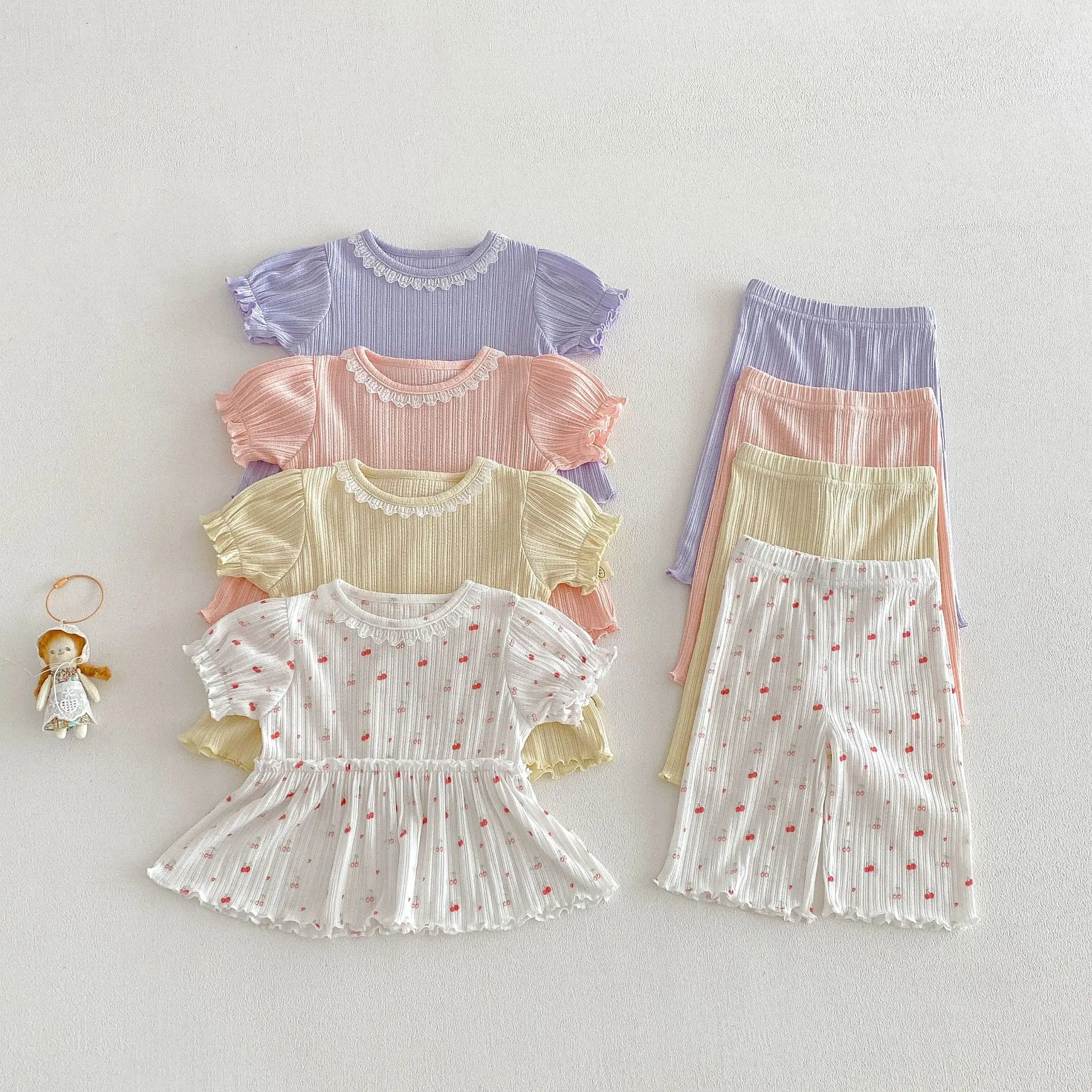 Girl Cute Set 2026 New Summer Baby Lace Collar Cherry Doll Shirt Children's Pit Pants Two Piece Set