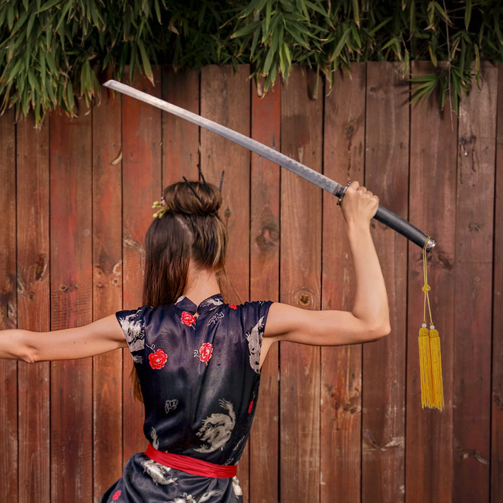 شرابات صينية للزينة قلادة ملونة عقدة المعلقات اكسسوارات اليدوية الحرفية السيف الأصفر #1