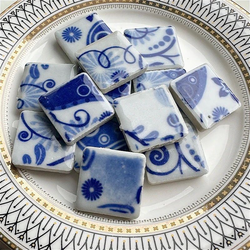 

100g DIY Ceramic Mosaic Tiles Glass leaf petal shape Handmade Ornaments Tiles Wall Crafts Crystal for Decorative Material 917