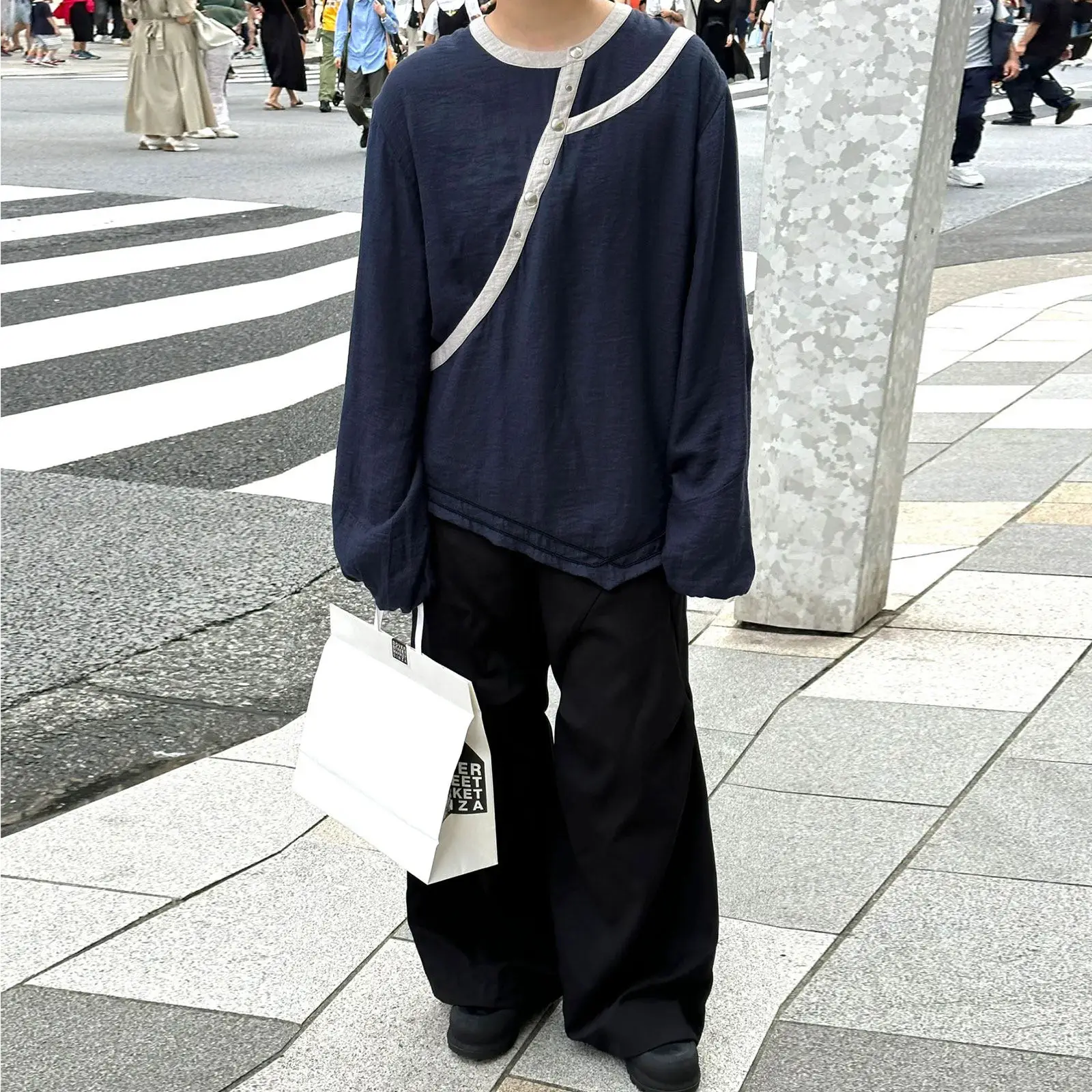 Kikokostadinov 21ss asymmetrical mirror deconstructs double-layered pullovers