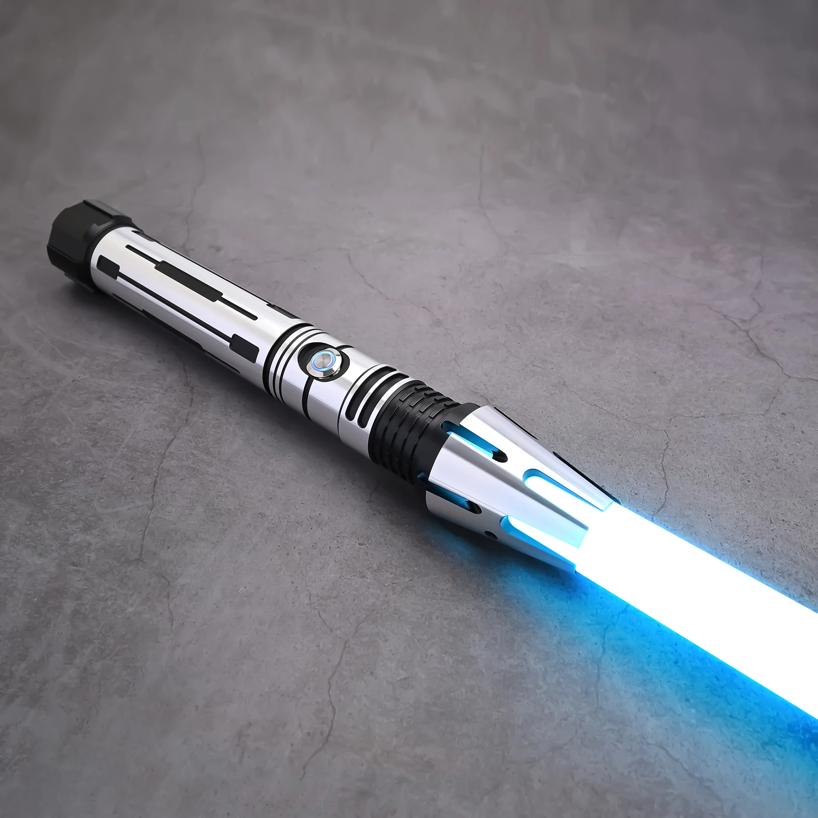 E16A TXQSABER Lightsaber RGB المبارزة الثقيلة قسط نيوبيكسل ليزر السيف السلس سوينغ المعادن هيلت بلوتوث هدية كوس