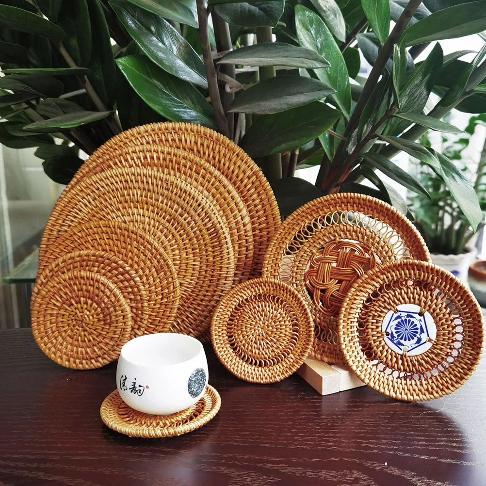 

4Pcs Rattan Woven Cup Mat Heat Insulation Bowl Pad Manual Crafts Elegant Design for Home Restaurant Desktop Protection