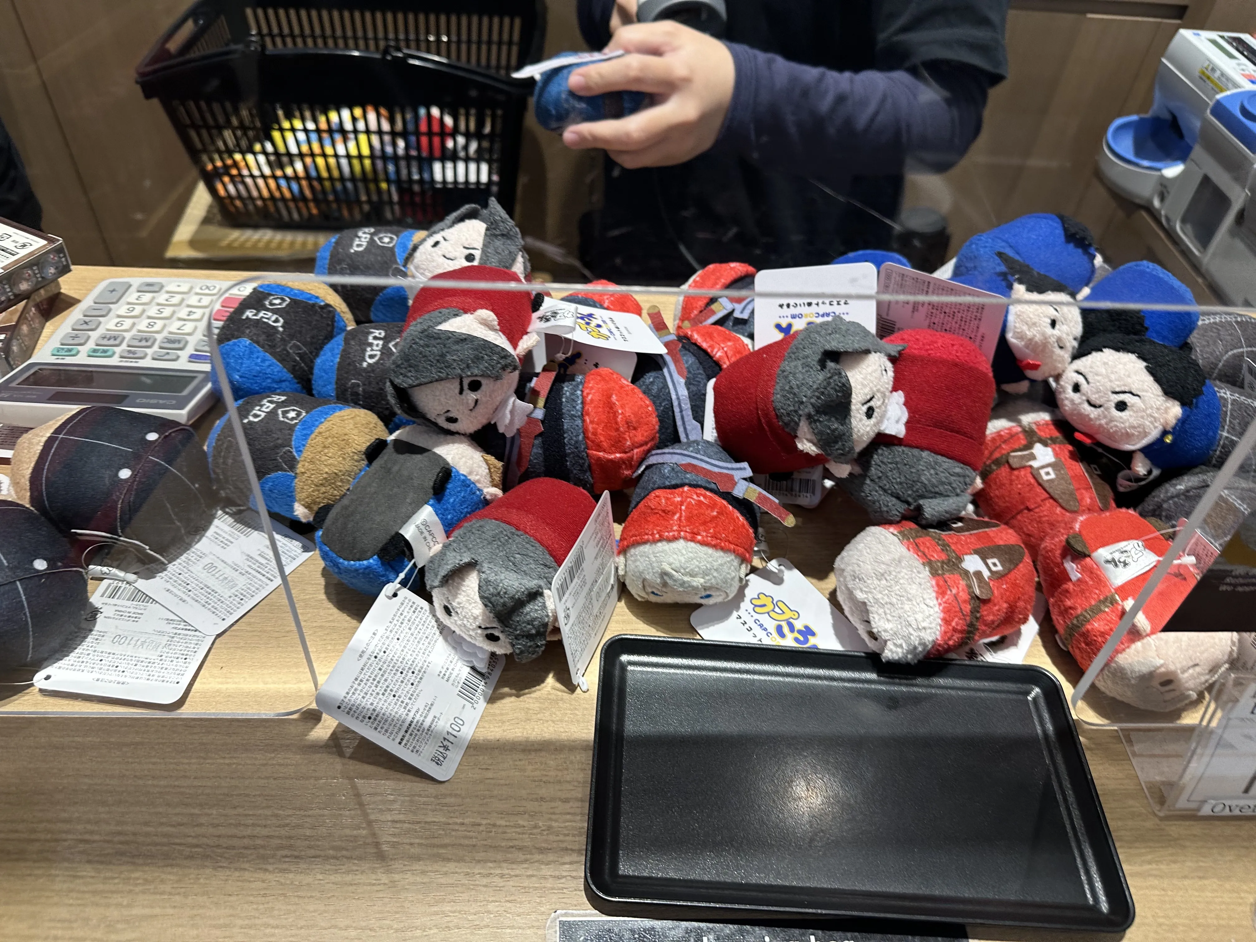 

CAPCOM Devil May Cry 3 4 5 Dante Vergil V Nelo Angelo Plush Anime Cotton Doll Figure Decoration Toys Gifts Custom