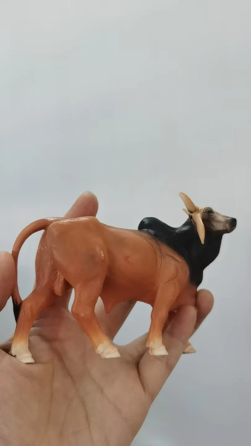 PVC  Simulation farm animal model   scene ornament cow cattle zebu