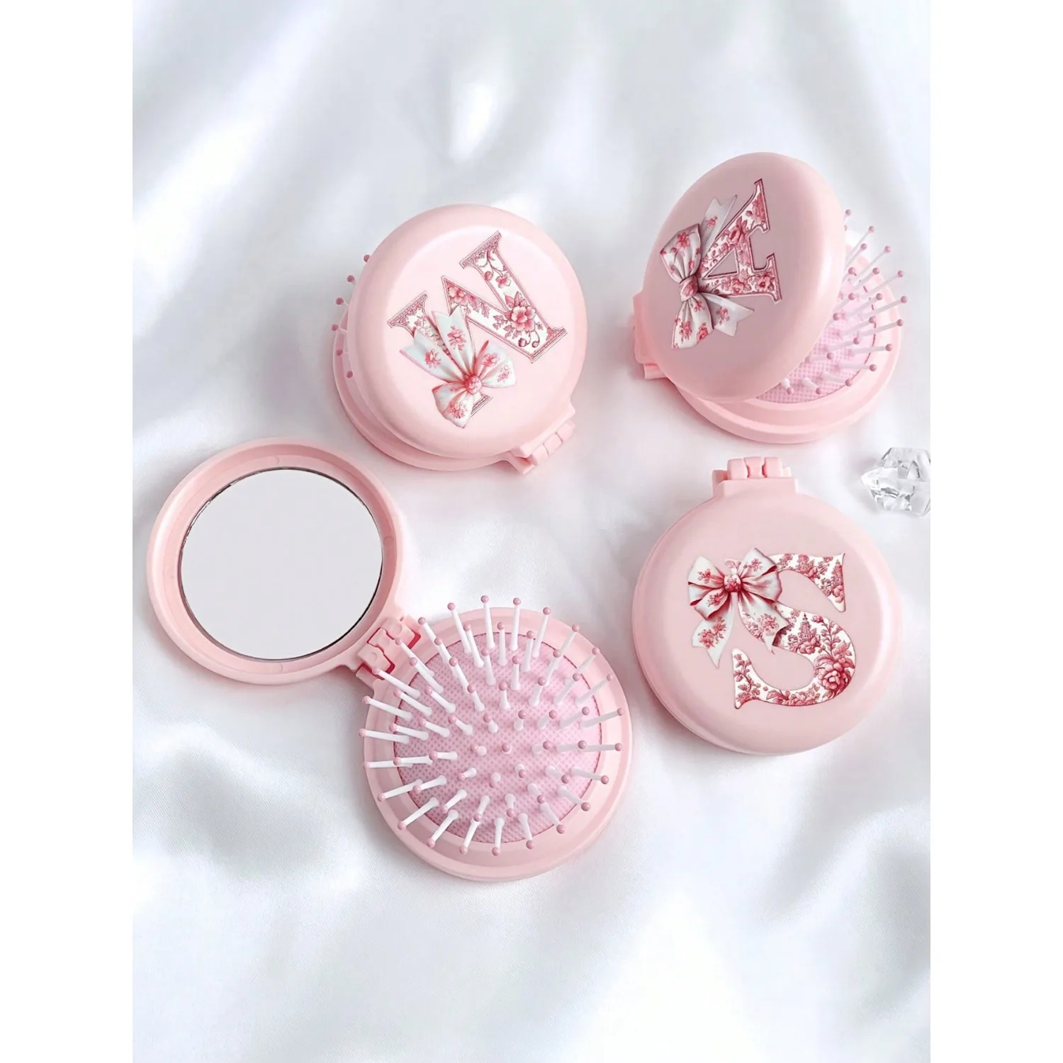 

Cute Mini Air Cushion Hair Brush, Kawaii Korean Style Scalp Massage Comb, Anti Static Pocket Detangler Brush For Kids, Teen Girls Daily Grooming,Korean Style Mini Airbag Massage Comb, Soft Bristle Anti Cushion Brush