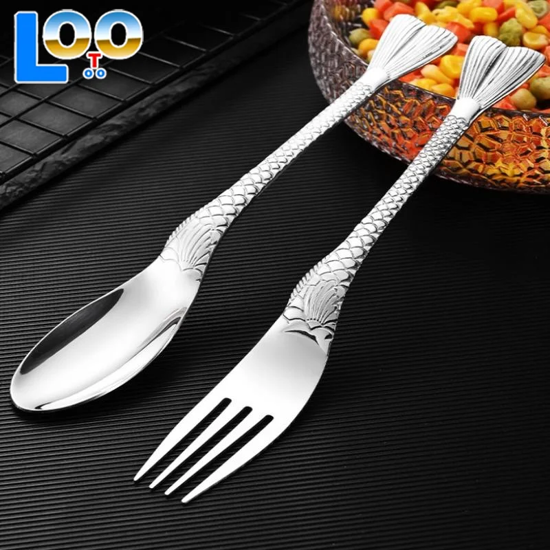 2 個ステンレス鋼クリエイティブフィッシュテールダイニングスプーンフォーク食べるスプーン顔子供フォークデザートフルーツフォーク食器セット