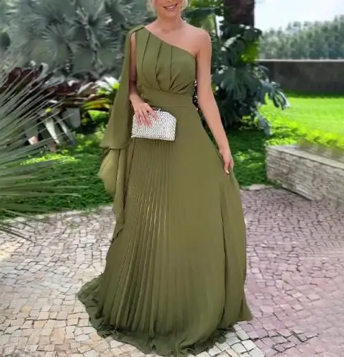 

Women's Dress 2025 New Summer Simple Style Slanted Shoulder Off Shoulder Sexy High Waist Pleated Ruffle Edge Pleated Dress