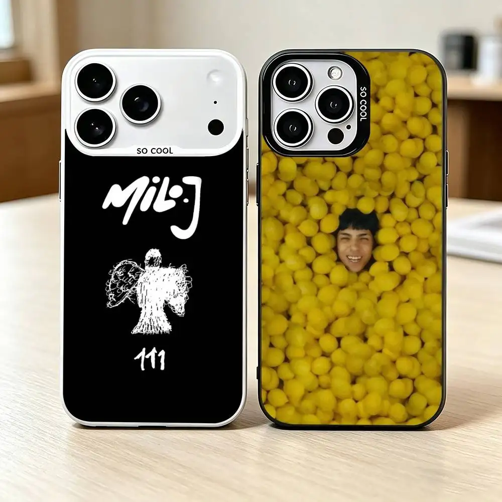 

S-Singer M-Milo J 111 Phone Case For iPhone 17,16,15,14,13,12,11 Plus,Pro Max,XS,Colored Silver Plated Inside Cover
