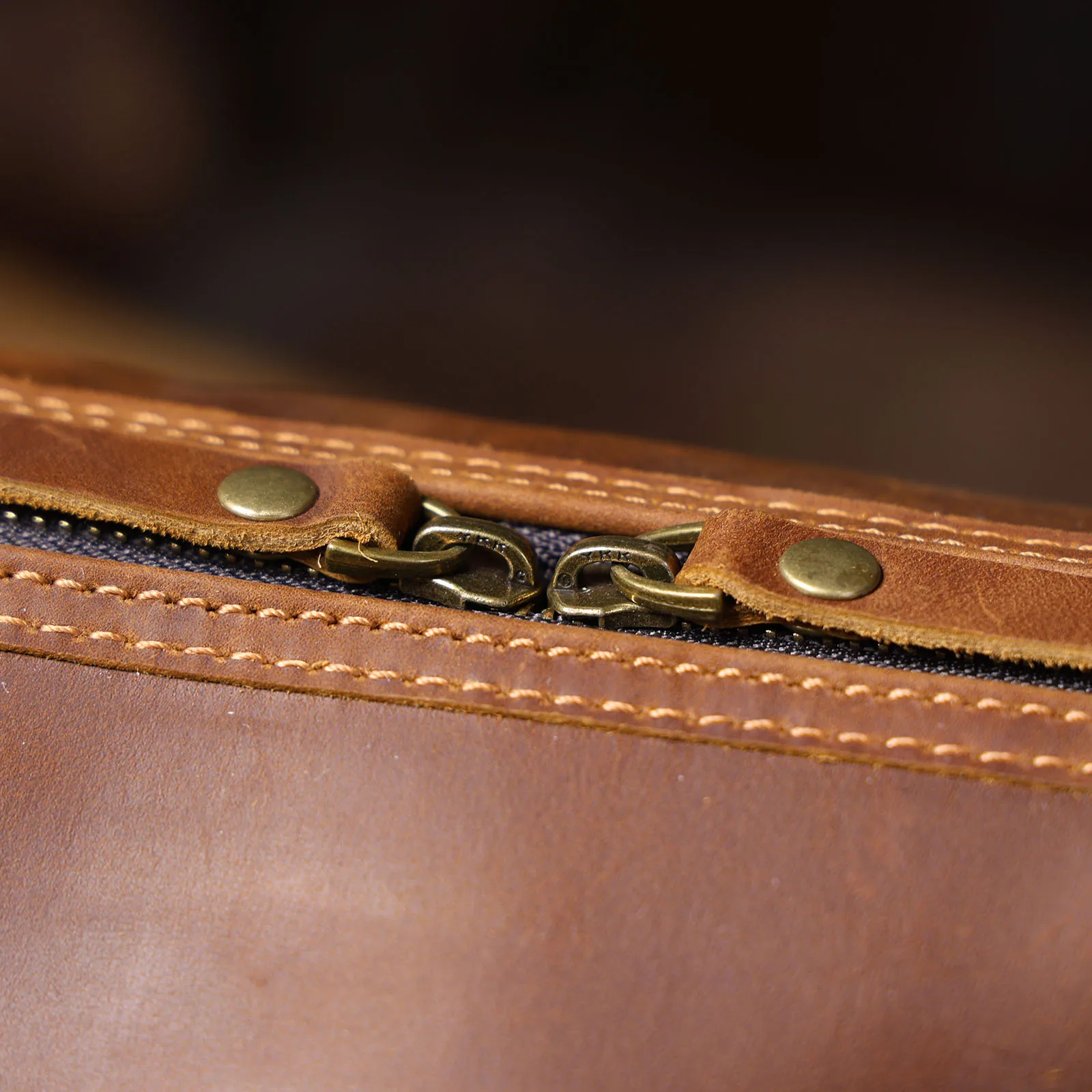 S.WORKER Premium Echtleder Business-Handtasche Vintage Herren Vollnarbenleder-Aktentasche für Geschäftsarbeit 16" Laptop-Tasche – Detail 14