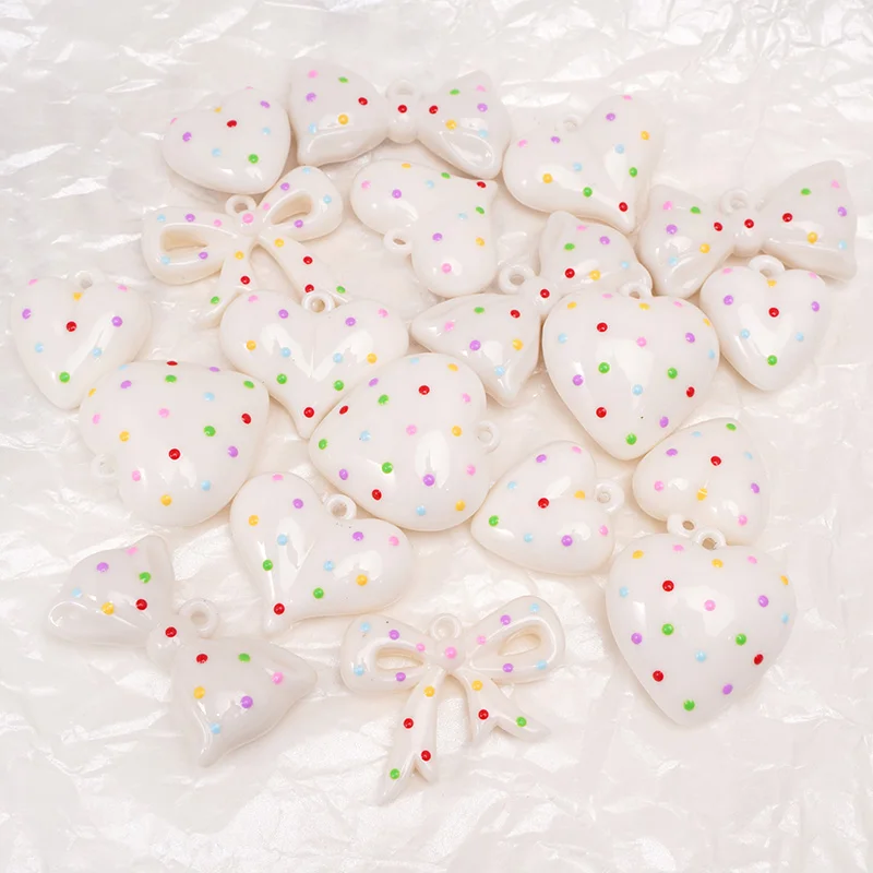 

1PC Acrylic Ivory-Colored Polka Dot Heart/Bowknot Shaped Pendant For Jewelry Making DIY Mobile Phone Chain Keyring Accessories