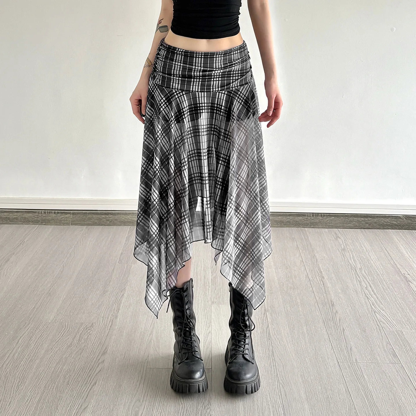 

Summer 2025 Women's Ins, Streetwear, Irregular Hem, Flowing Mesh, Cinched Waist, Midi Skirt with Trouser Lining