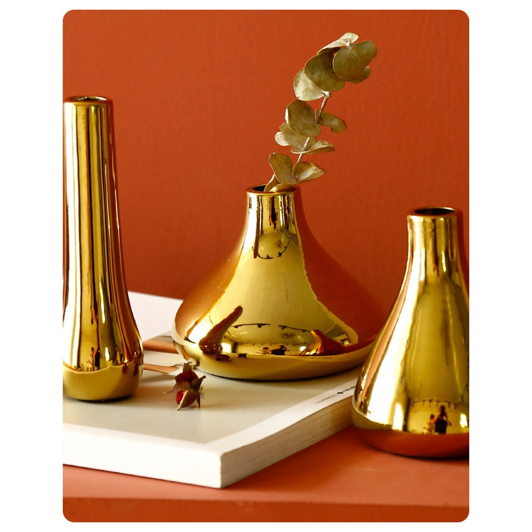 สำนักงานบ้านนอร์ดิกแจกันตกแต่งตั้งโต๊ะแจกันชุบทองแจกันดอกไม้แห้งแจกันเซรามิกแจกันขนาดเล็กทันสมัย