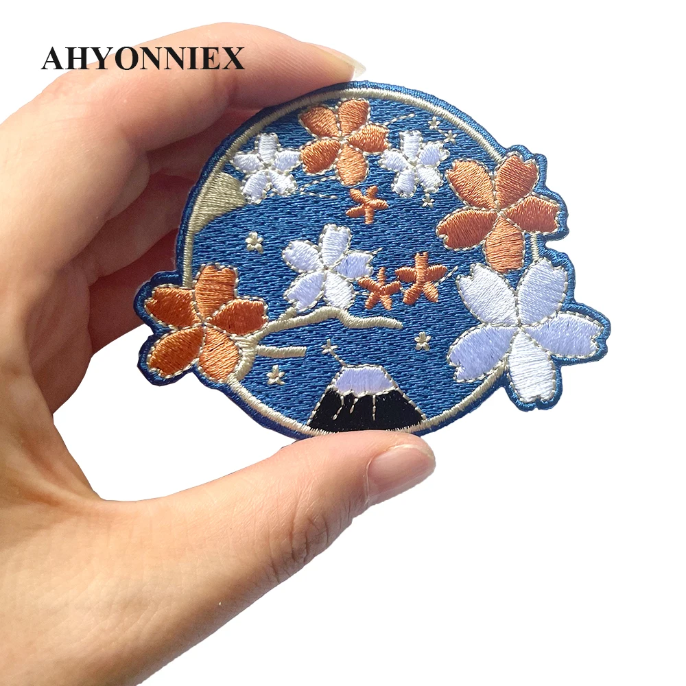 Japan Style Embroidered Mount Fuji Cherry Flower Patches Iron On Patch for Coat Jeans Dress Traveler's Souvenir Accessories