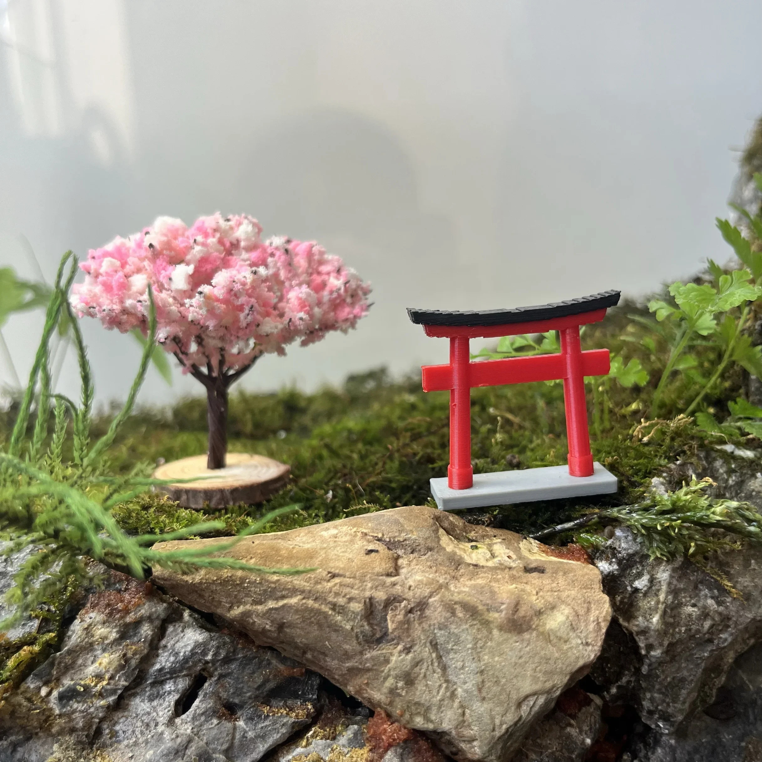 Japanese Small Torii Decoration Fish Tank Landscaping Micro Landscape Hand-done Scene Model Cherry Tree Decoration and Wind