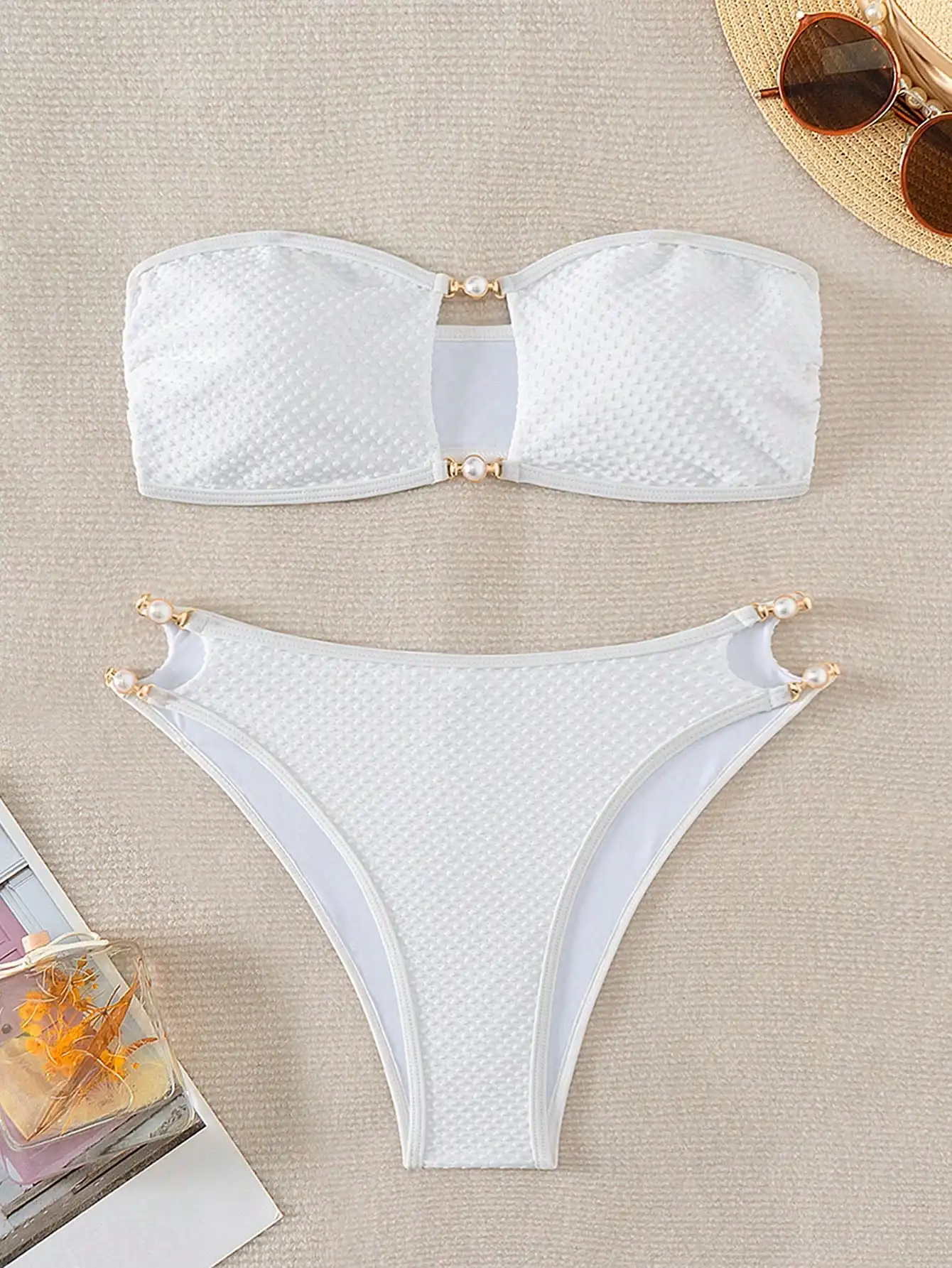 المرأة الصيف Beachwea مثير اللؤلؤ مزين انقطاع التفاصيل العصابة بيكيني مجموعة قطعتين الاستحمام الدعاوى