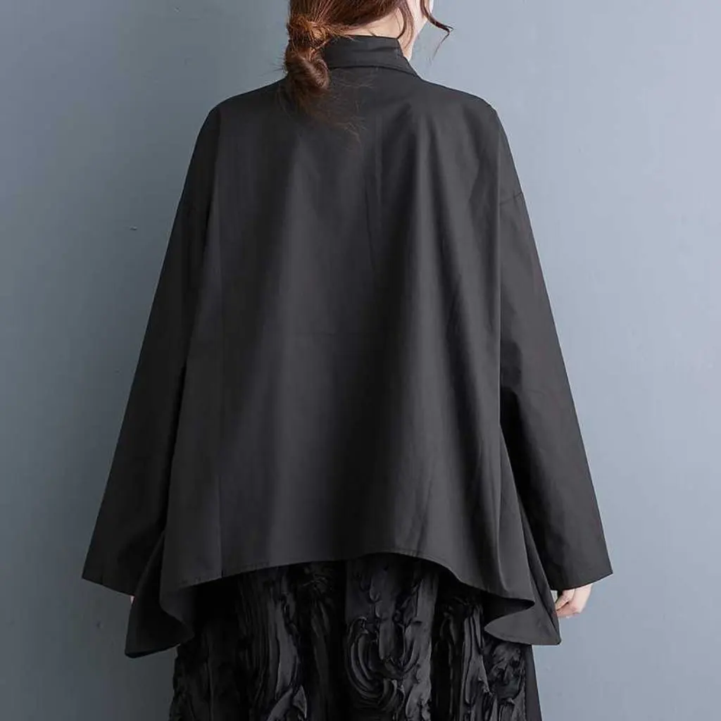Camisa informal holgada de estilo coreano de talla grande para mujer, diseño de costura de manga corta, nueva moda de otoño para mujer de talla grande