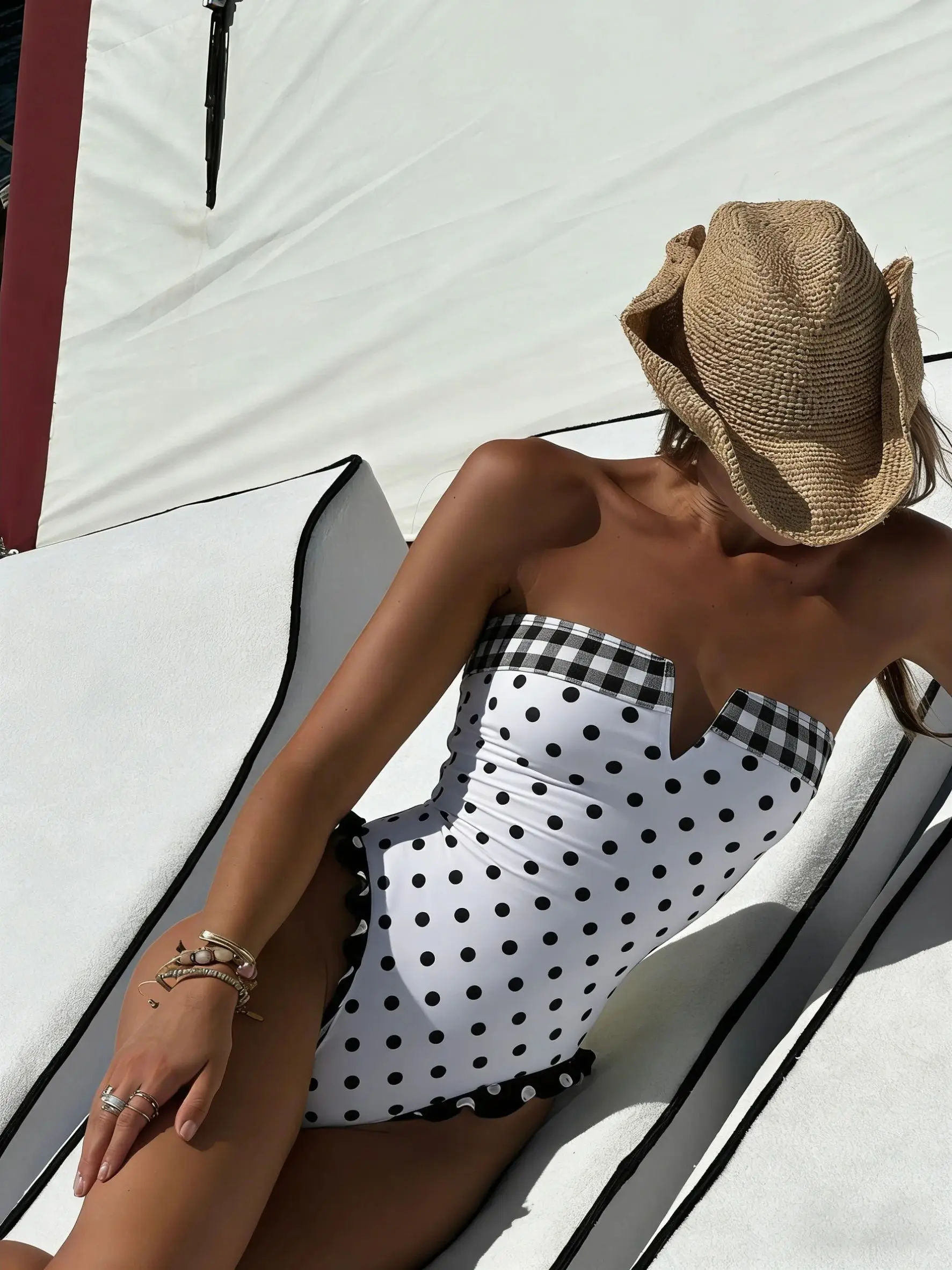Traje de baño de una pieza tipo bandeau para mujer, con volantes, cuello en V, monokini, de pierna alta, con aberturas, ropa de playa