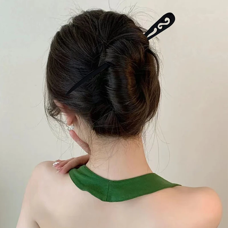 Épingle à cheveux sculptée en bois de style rétro chinois, anciers de cheveux creux, fourcommuniste noires faites à la main, outils de coiffure pour