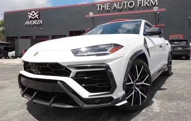 

LANOUT 2018-2019 L URUS TOPCAR Стиль Корпус из углеродного волокна Комплект переднего бампера Edge Задний диффузор