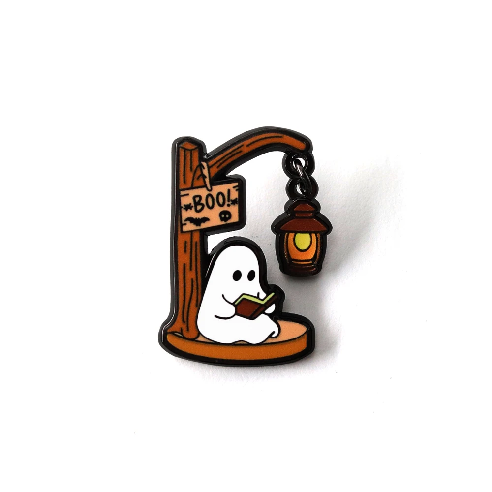 Halloween-Geister-Brosche mit „BOO“-Slogan, Laternen-Abzeichen, Festdekorationen, Emaille-Pin, Cartoon-Zubehör – Detail 1