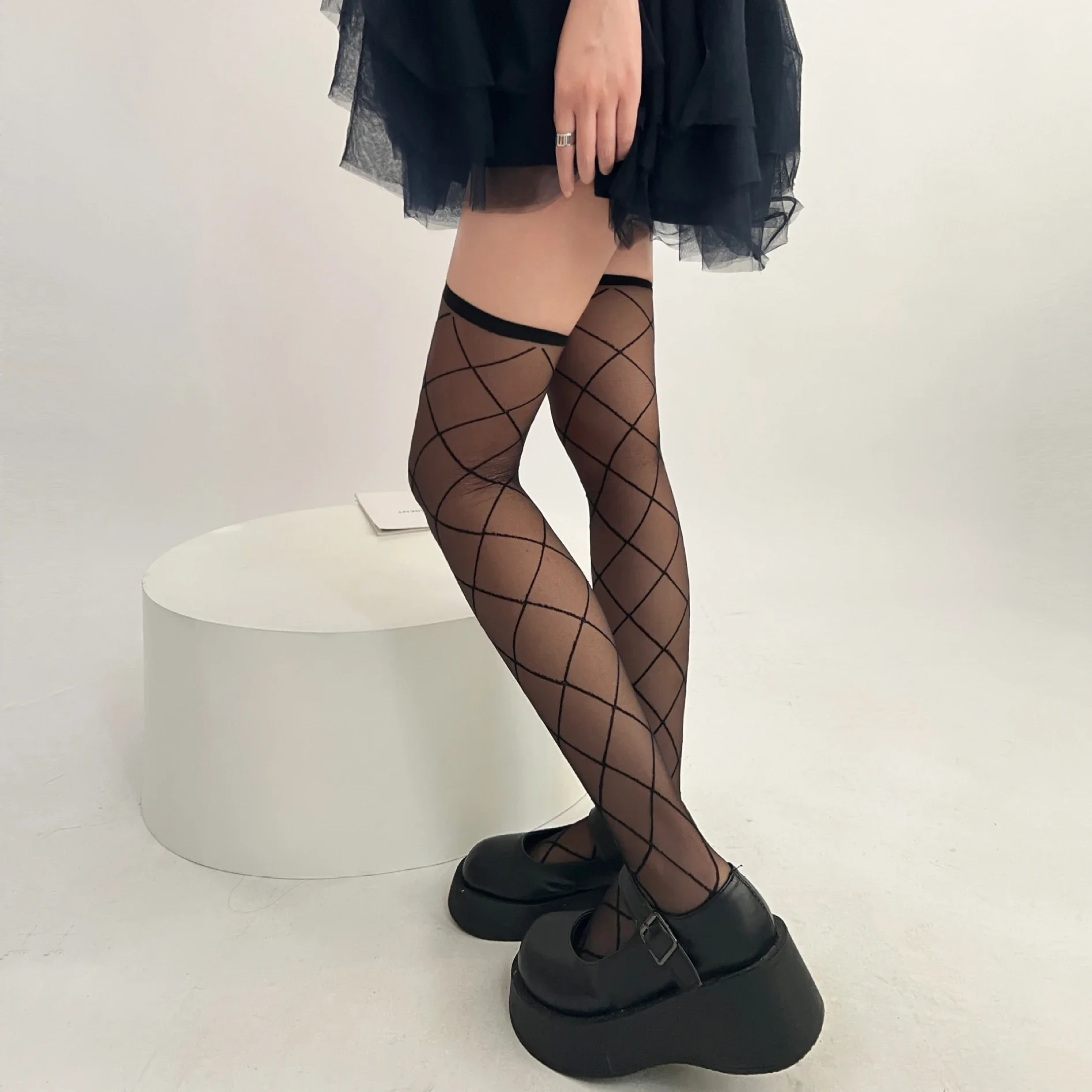 New Diamond Grid Stockings for Women Lingerie Lolita Costume Japanese JK Girl Cross Line Black White Silky sheer Stocking medias