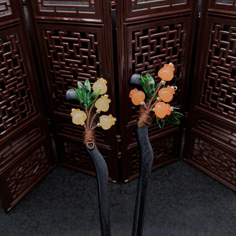 

Ancient-style love bag, wooden hairpin, retro and high-end style, female back head updo hair accessory hairpin