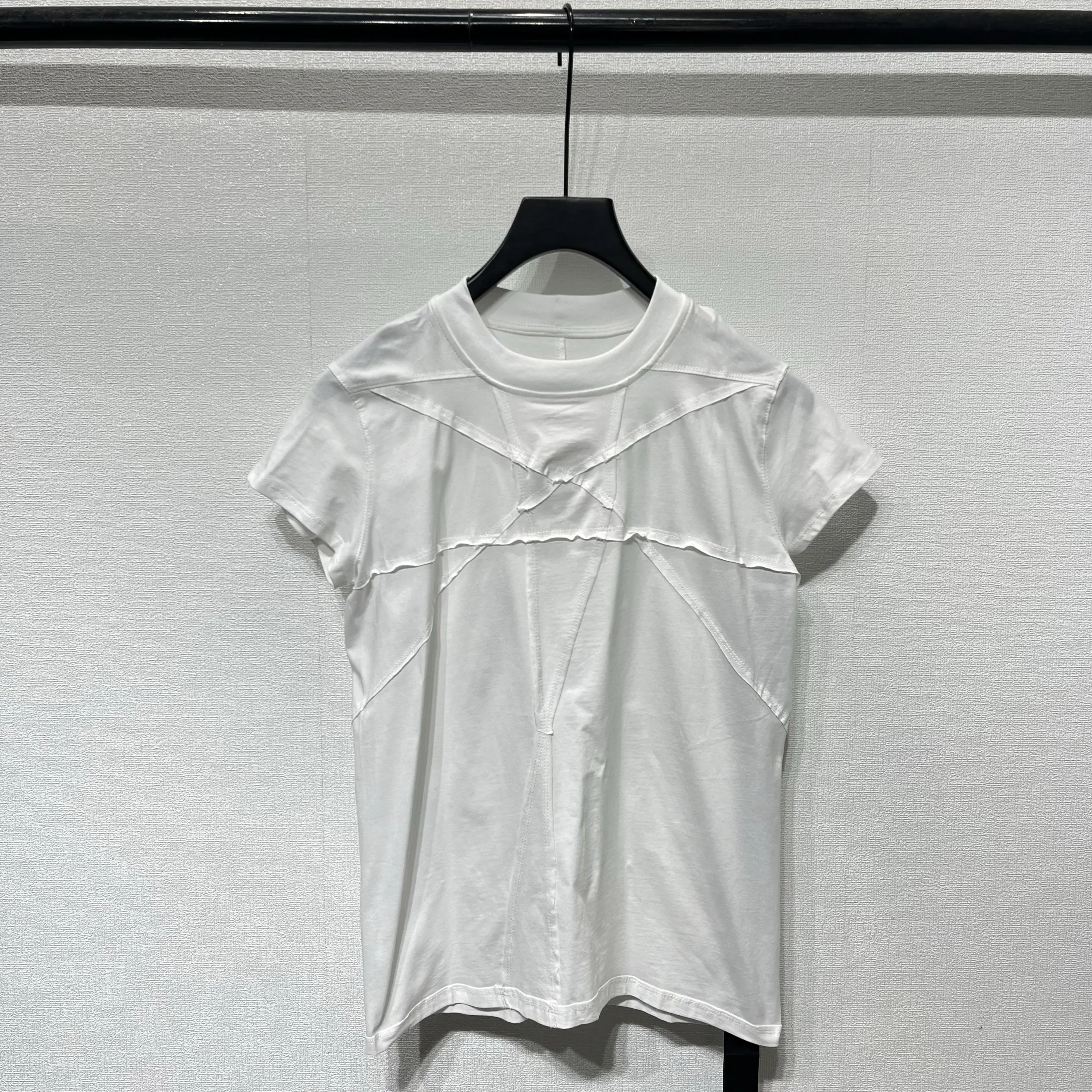 2026 Summer Dark Style R Graphic Cotton Cutout Lines Patchwork Round Neck Women's Casual Slim Fit Solid Short Sleeve T-Shirt