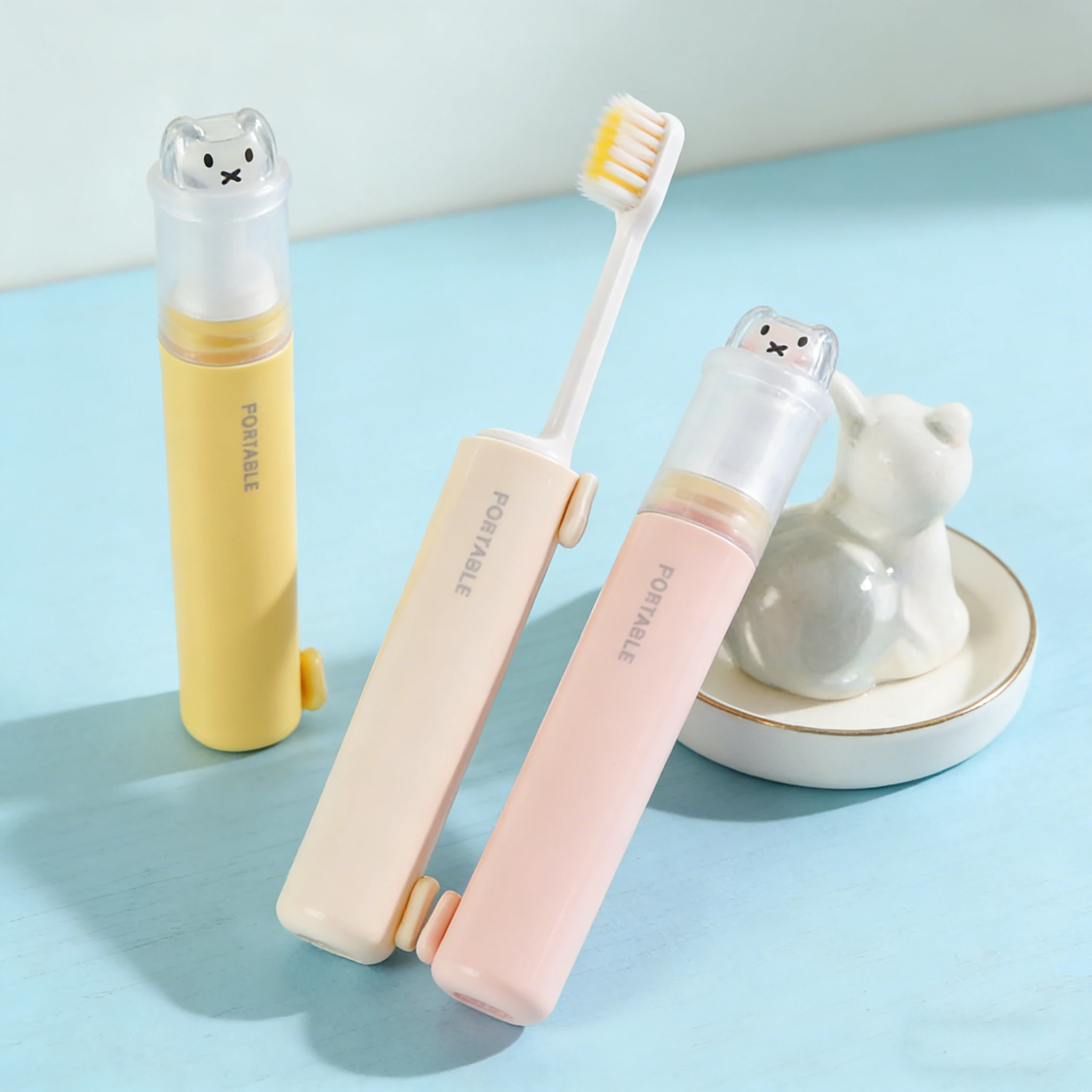 Cute 2 In 1 Foldable Travel Toothbrush Portable Toothpaste Storage Soft Bristle Toothbrush with Bear Dust Cover Macaron Colors