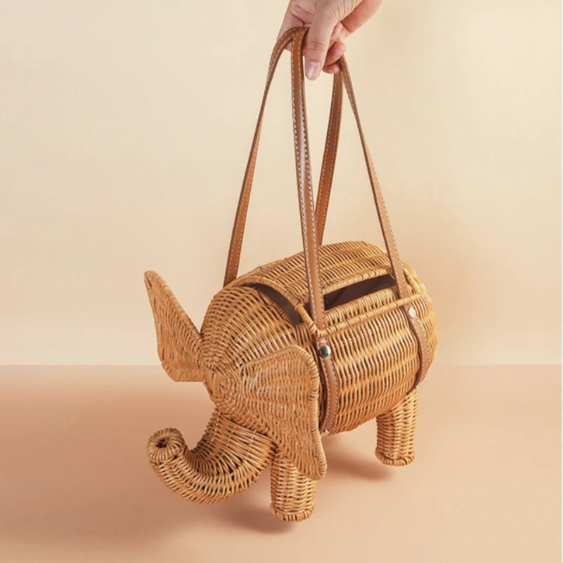 Seaside Holiday Rattan Elephant Handbag for Women Large Capacity Women's Bags Simple Personality Hand-woven Bags Storage Bags