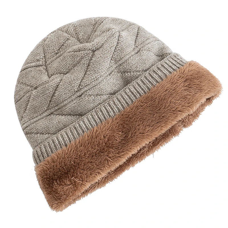 New Unisex Beanie Hats For Men & Women Outdoor Ski Sports Winter Hat Letter Label Decor Plush Fur Lined Warm Knitted Hat