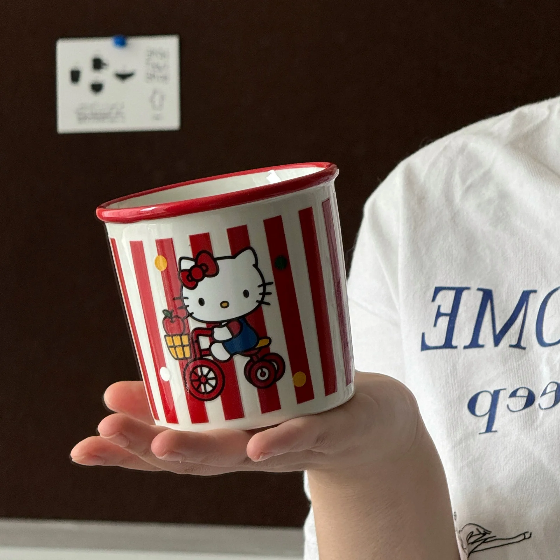 Anime Hello Kitty Red Cat Ceramic Cup Cute Hand Holding Cups Large Capacity Water Office Household Drinking Bottles Toy Gifts