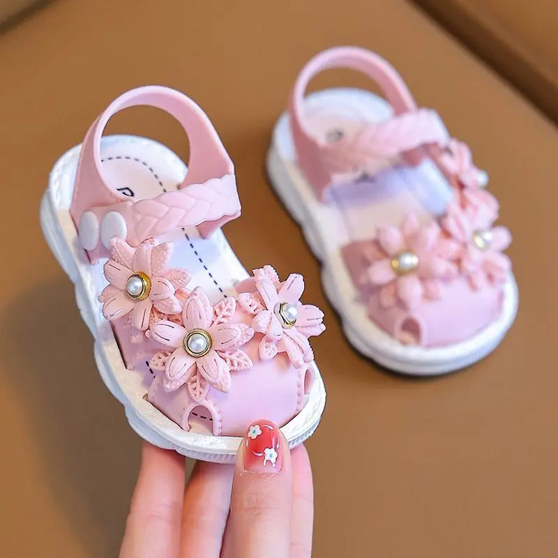 Girls Summer Sandals for Toddlers and Babies Soft Sole Closed Toe Fashionable Princess Waterproof Non-Slip Walking Shoes
