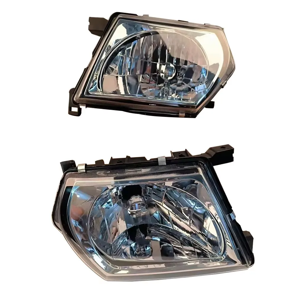 A Pair Car Headlights For Nissan PATROL SAFARI Y61 26010-VC325 26060-VC325 Head Lamp lights 2001 2002