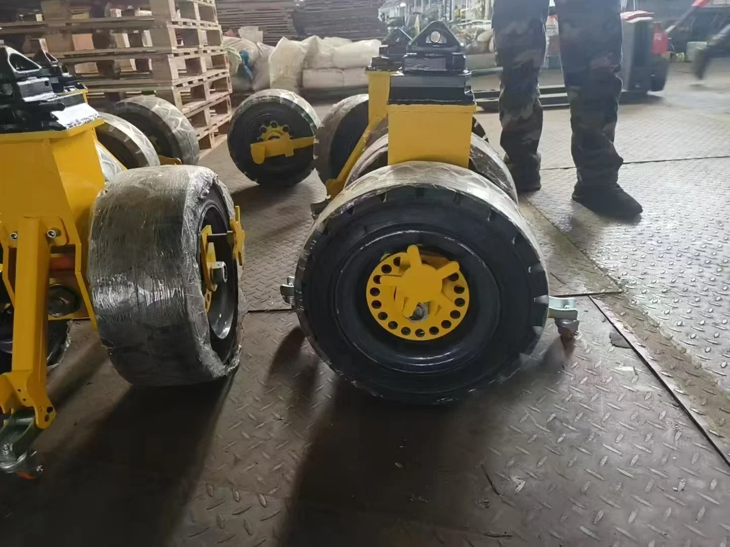 Container Caste Wheels Solid Tires Easy To Mount Up To 20t, 4 Pieces 1 Set