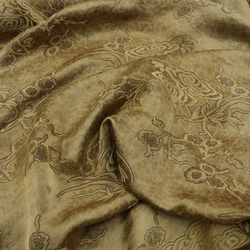 

New Chinese-style cheongsam and Hanfu fabric made of silk plain satin with crack patterns traditional Xiangyunsha