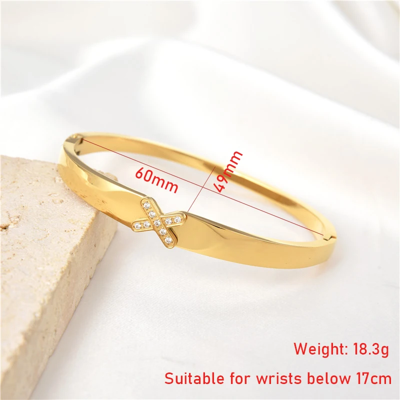 New Trend Stainless Steel Letter Design Bracelet Zircon Crystal Bangle For Women Simple Fashion Style Jewelry Engagement Gift