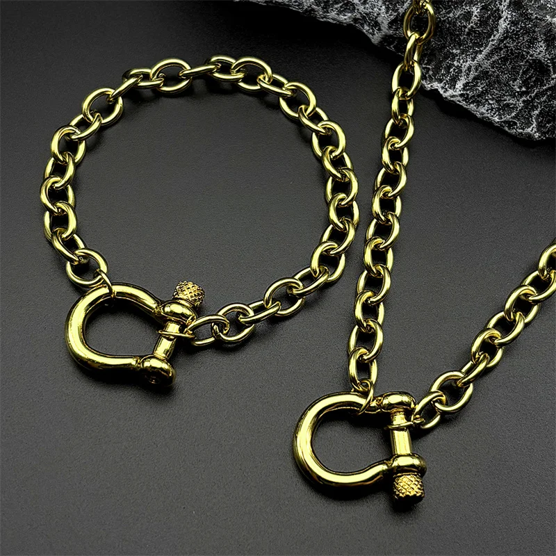 

Geometric Horseshoe Buckle Anchor Shackle Pendant Necklace for Women Men Simple Hip Hop Bracelet Choker Chain Party Jewelry